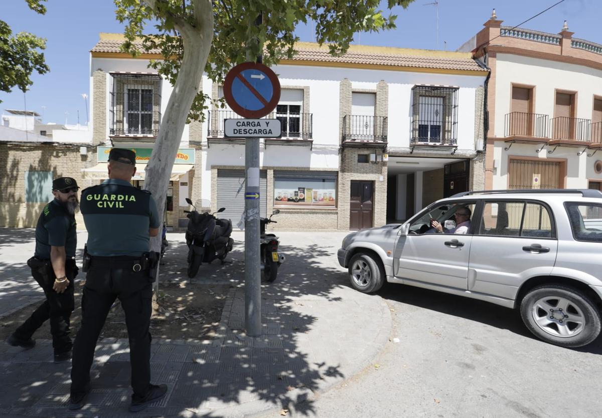 La víctima vivía con su pareja en el número 8 de la calle Cristo de los Afligidos donde ha sido encontrada sin vida