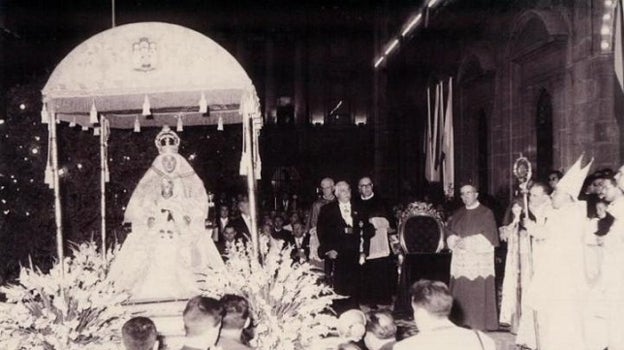 La Virgen de los Reyes en la procesión de imposición de la medalla de la ciuda