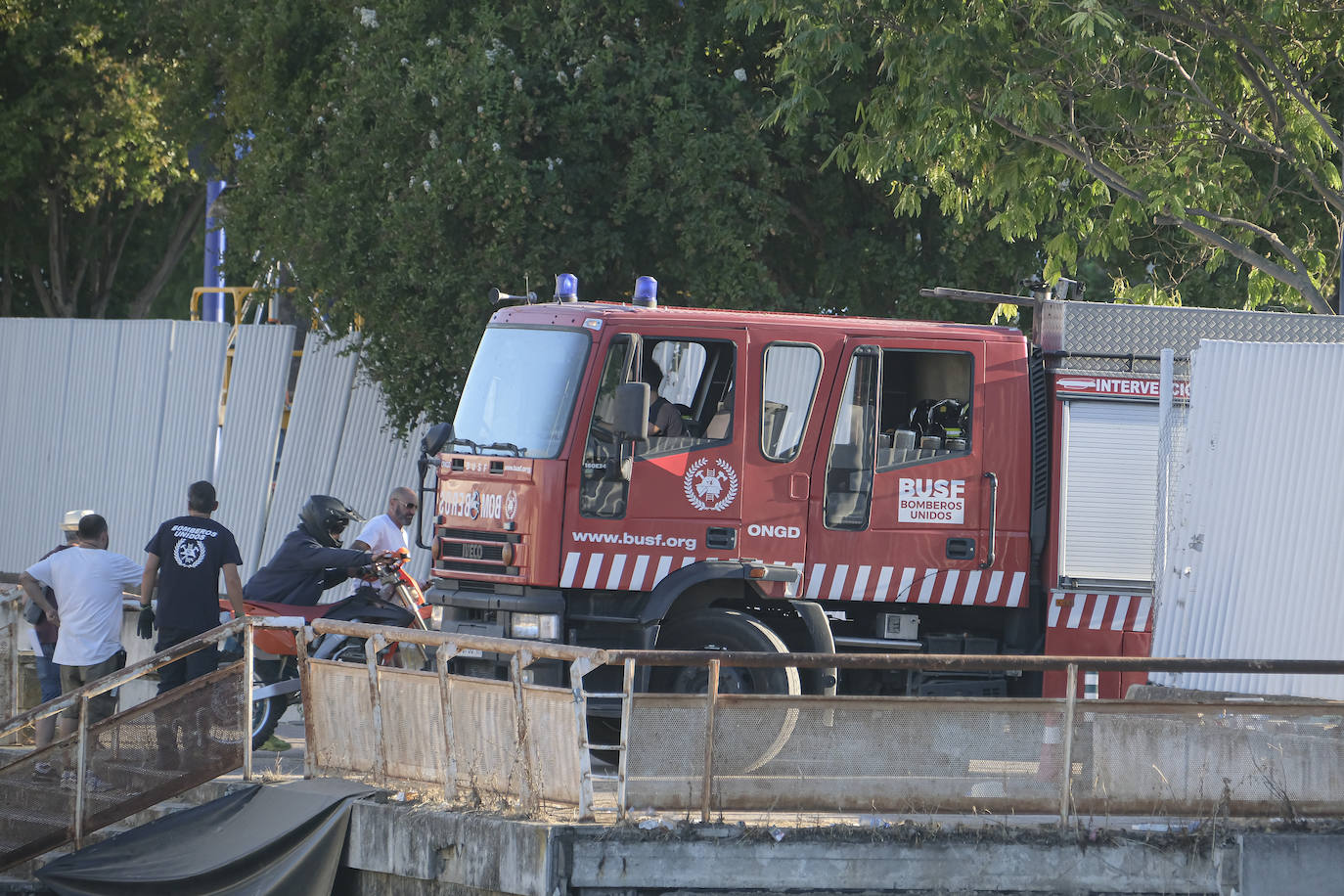 La Cartuja vive el rodaje de '1992', la serie de Álex de la Iglesia para Netflix