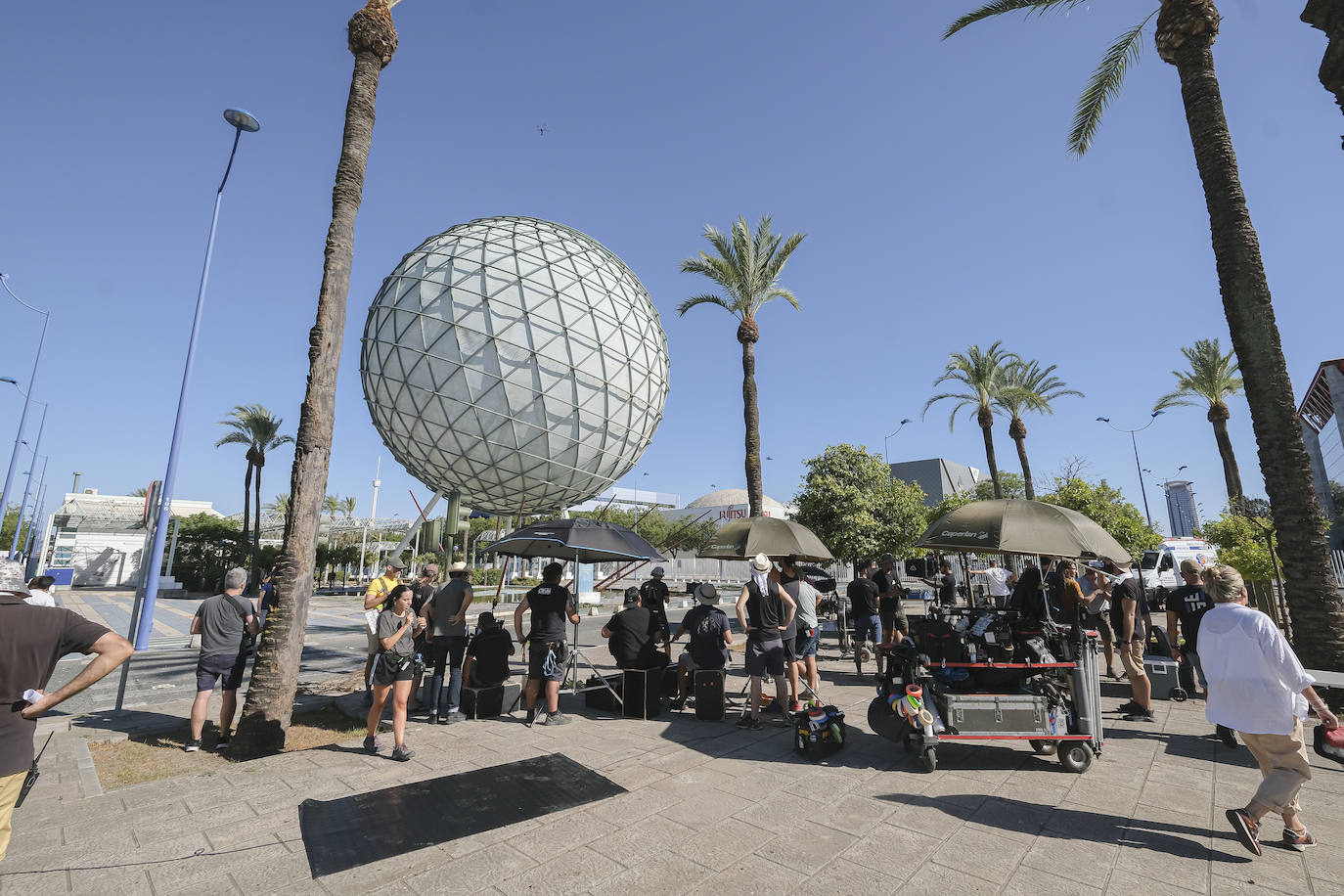 La Cartuja vive el rodaje de '1992', la serie de Álex de la Iglesia para Netflix