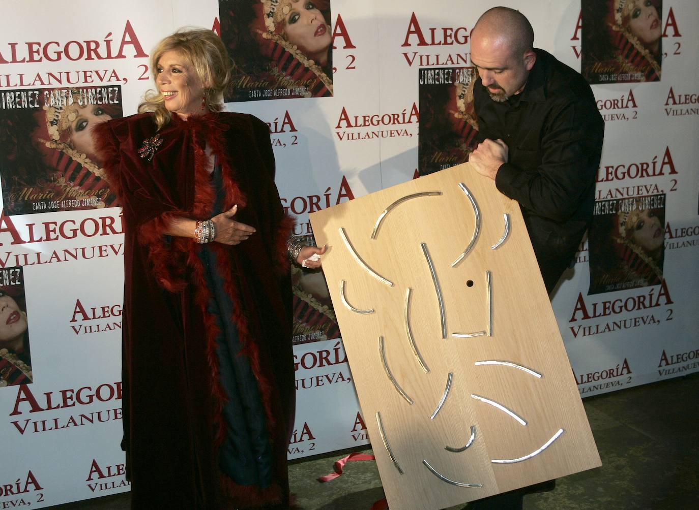 Momentos de la vida de la artista sevillana María Jiménez