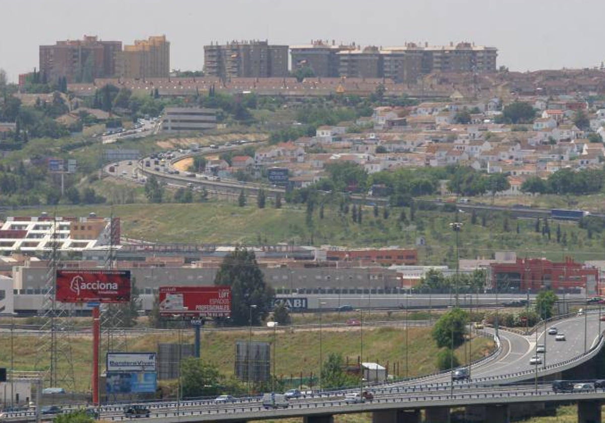 Vista de las viviendas de Tomares y Camas desde el edificio de Torre Triana