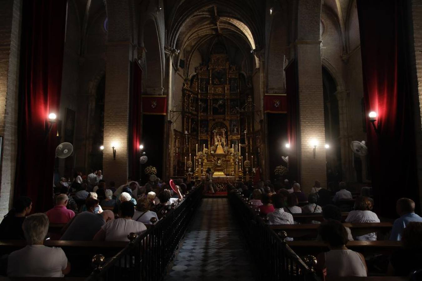 El último adiós a María Jiménez, en imágenes