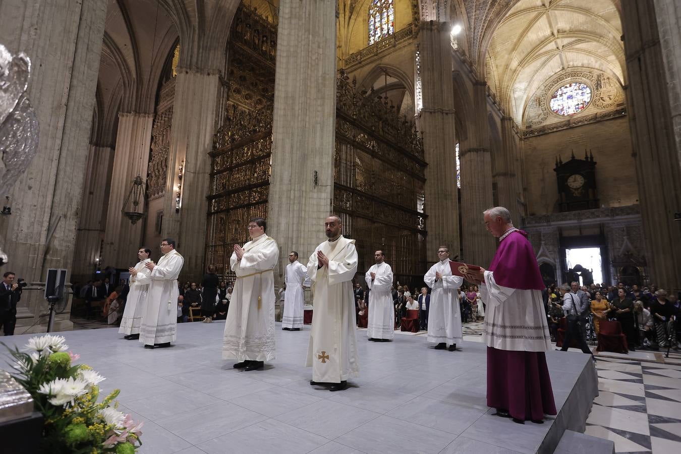 Liturgia de ordenación de nuevos sacerdotes en la Catedral
