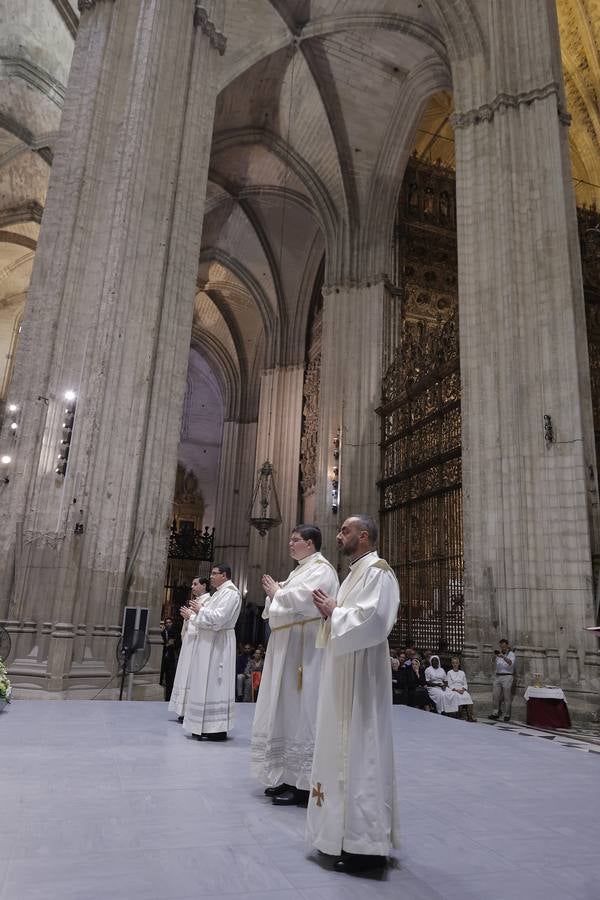 Liturgia de ordenación de nuevos sacerdotes en la Catedral