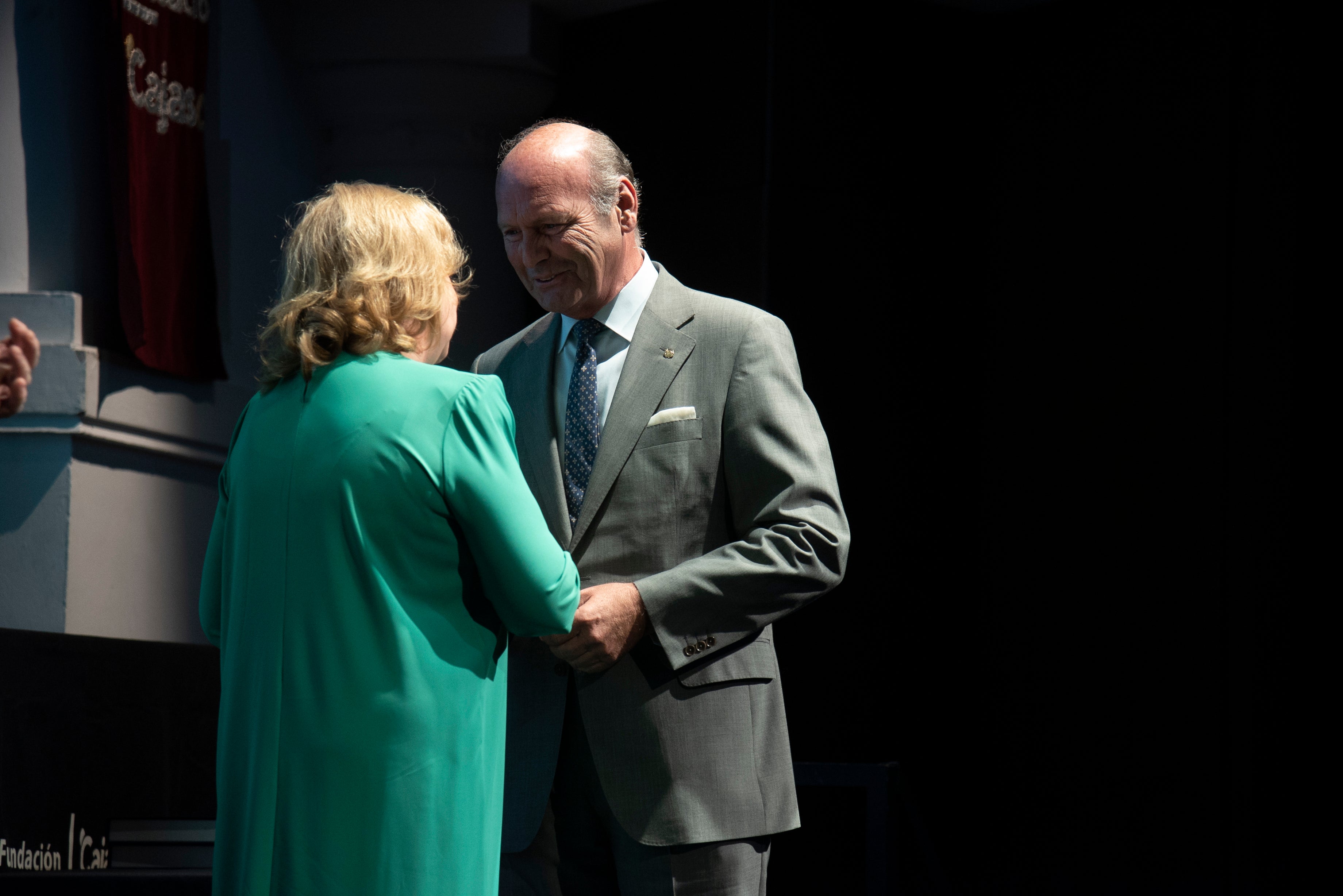 Entrega medalla mérito social penitenciario al Gran Poder