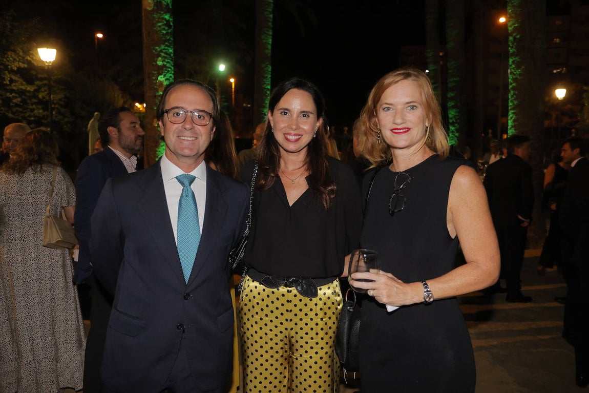 Antonio Peco, Matilde Barroso y Cristina Camoyán