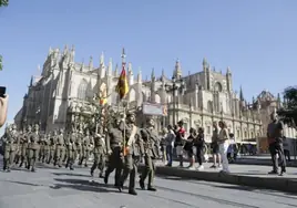Homenaje a la bandera en Sevilla como anticipo del 12 de octubre