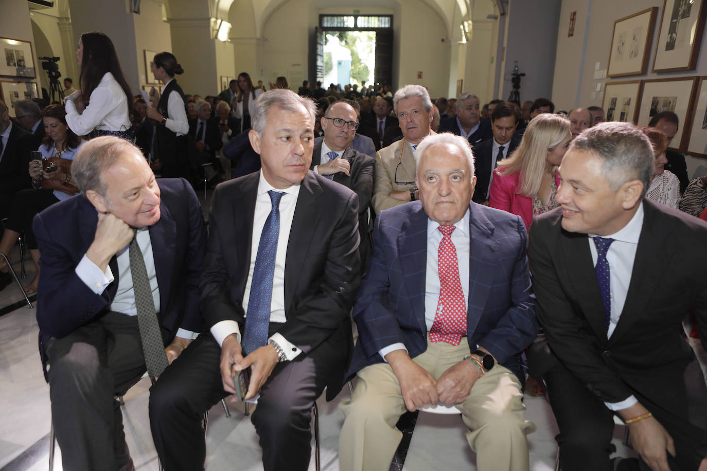 Álvaro Rodríguez Guitart, José Luis Sanz, Manuel Contreras y Alberto García Reyes