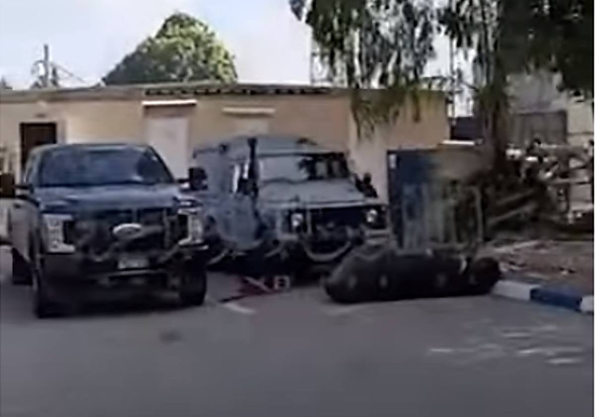 Imágenes grabadas por los terroristas y difundidas en redes del interior de la base donde estaba Maya