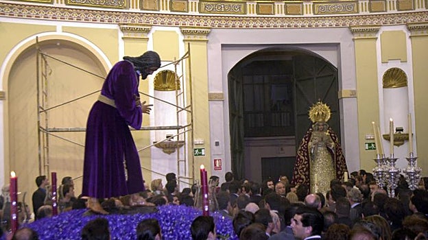 El Señor de Pasión y la Virgen de la Merced en San Hermenegildo en 2003