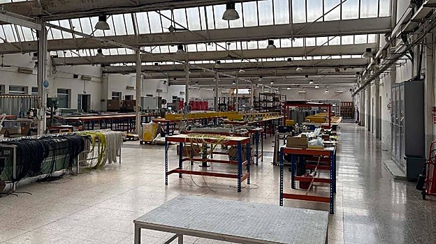 Naves de Inabensa, filial de Abengoa, cuya unidad productiva ha sido adquirida por Cox Energy