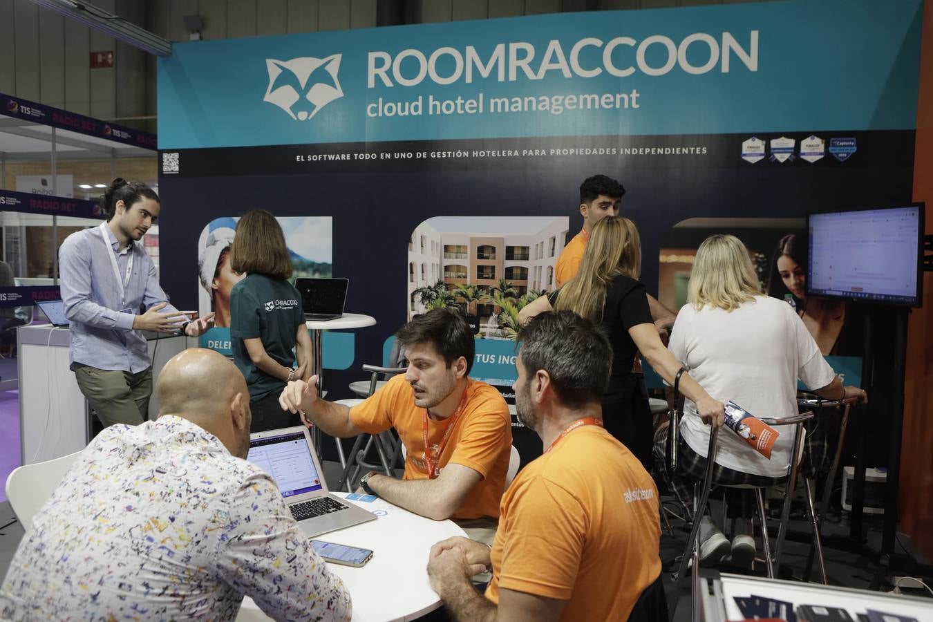 Las instalaciones de Fibes, en la inauguración del congreso internacional sobre el turismo que se celebra del 18 al 20 de octubre en Sevilla