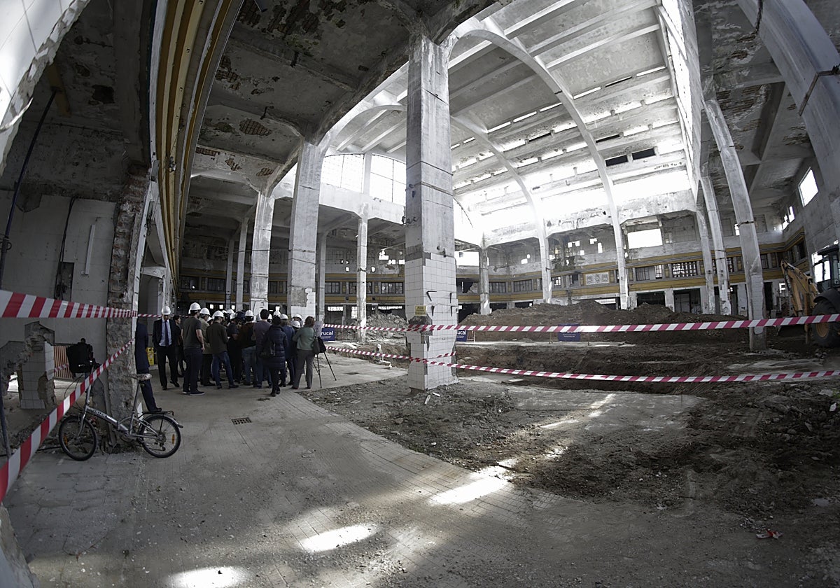 El Mercado de la Carne sigue en ruinas tras fracasar el anterio proyecto para acoger un espacio gastronómico