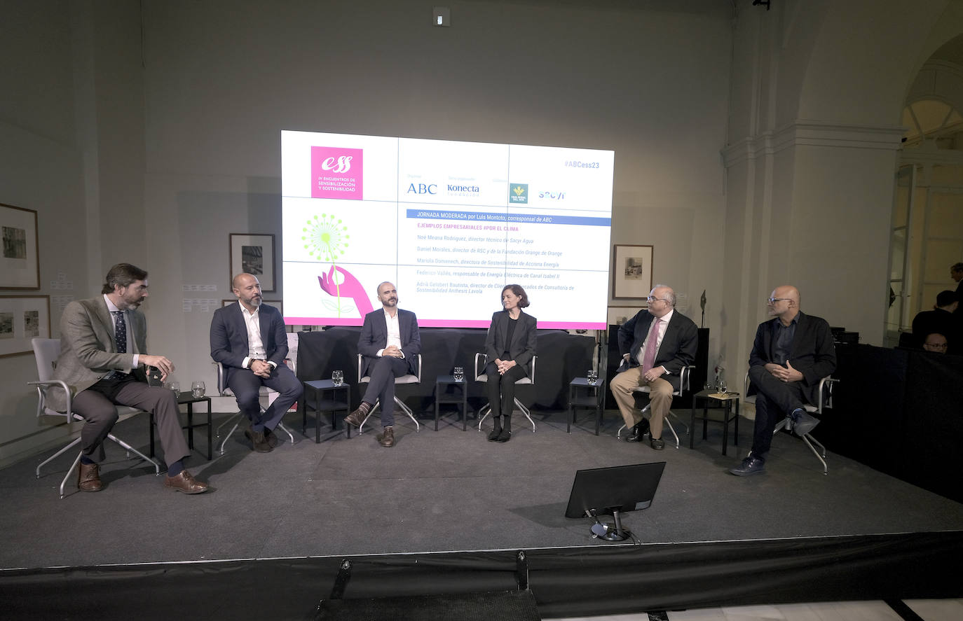 Mesa redonda IV Encuentro de Sensibilización y Sostenibilidad