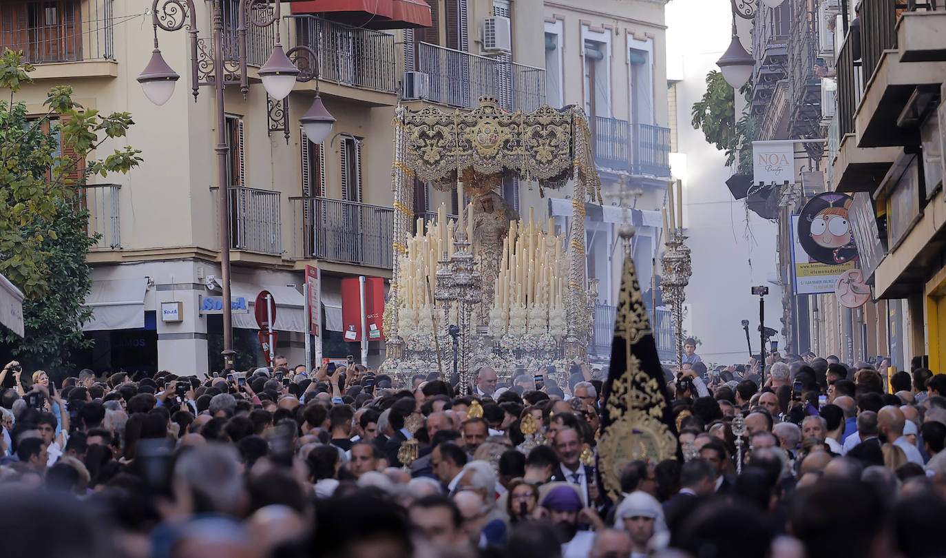 La Virgen de las Angustias se traslada a la Catedral para presidir una misa flamenca