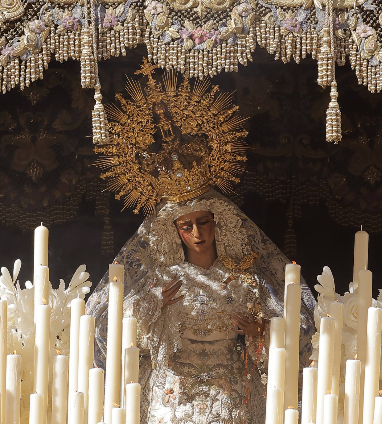 La Virgen de las Angustias se traslada a la Catedral para presidir una misa flamenca