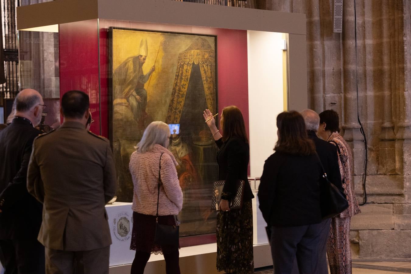 Alguno de los momentos de la inauguración de la exposición 'San Fernando, el que más teme a Dios' en la Catedral