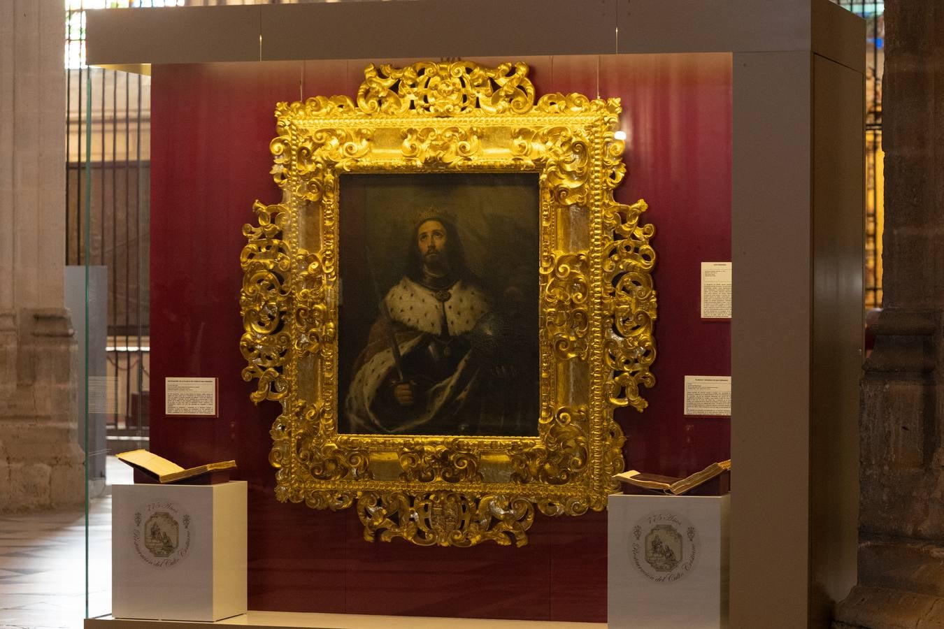 Alguno de los momentos de la inauguración de la exposición 'San Fernando, el que más teme a Dios' en la Catedral