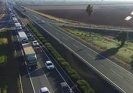 Un accidente múltiple provoca retenciones kilométricas en la A-4 en sentido Sevilla