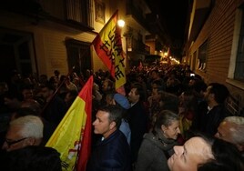 La indignación contra Pedro Sánchez toma la calle en Sevilla