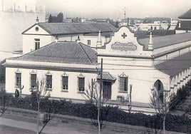 La historia de Sevilla en las imágenes de ABC: el hospital de la Cruz Roja cumple cien años