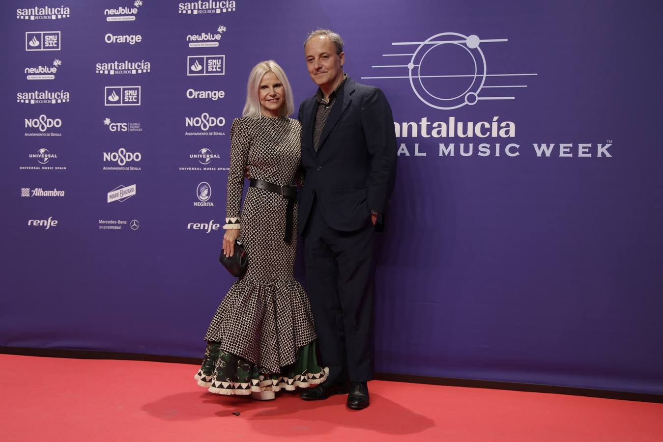 Muchos artistas acudieron a la Plaza de España para ver la gala 'El Flamenco es universal'