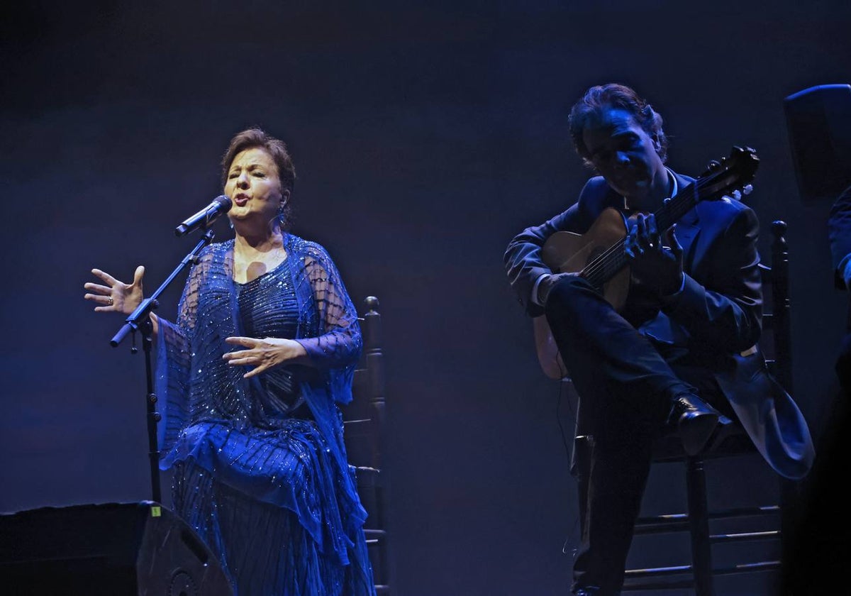 Muchos artistas acudieron a la Plaza de España para ver la gala 'El Flamenco es universal'