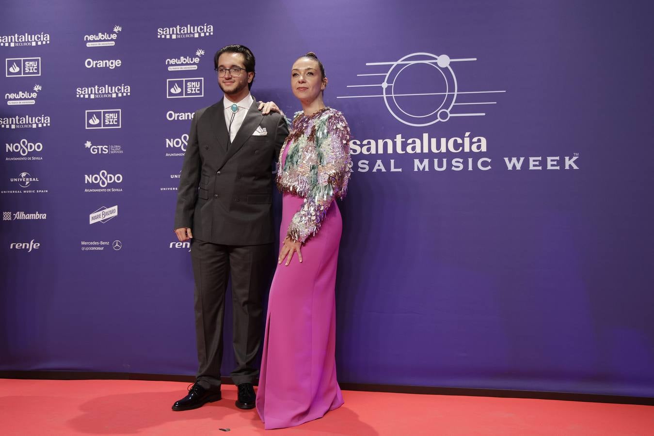 Muchos artistas acudieron a la Plaza de España para ver la gala 'El Flamenco es universal'