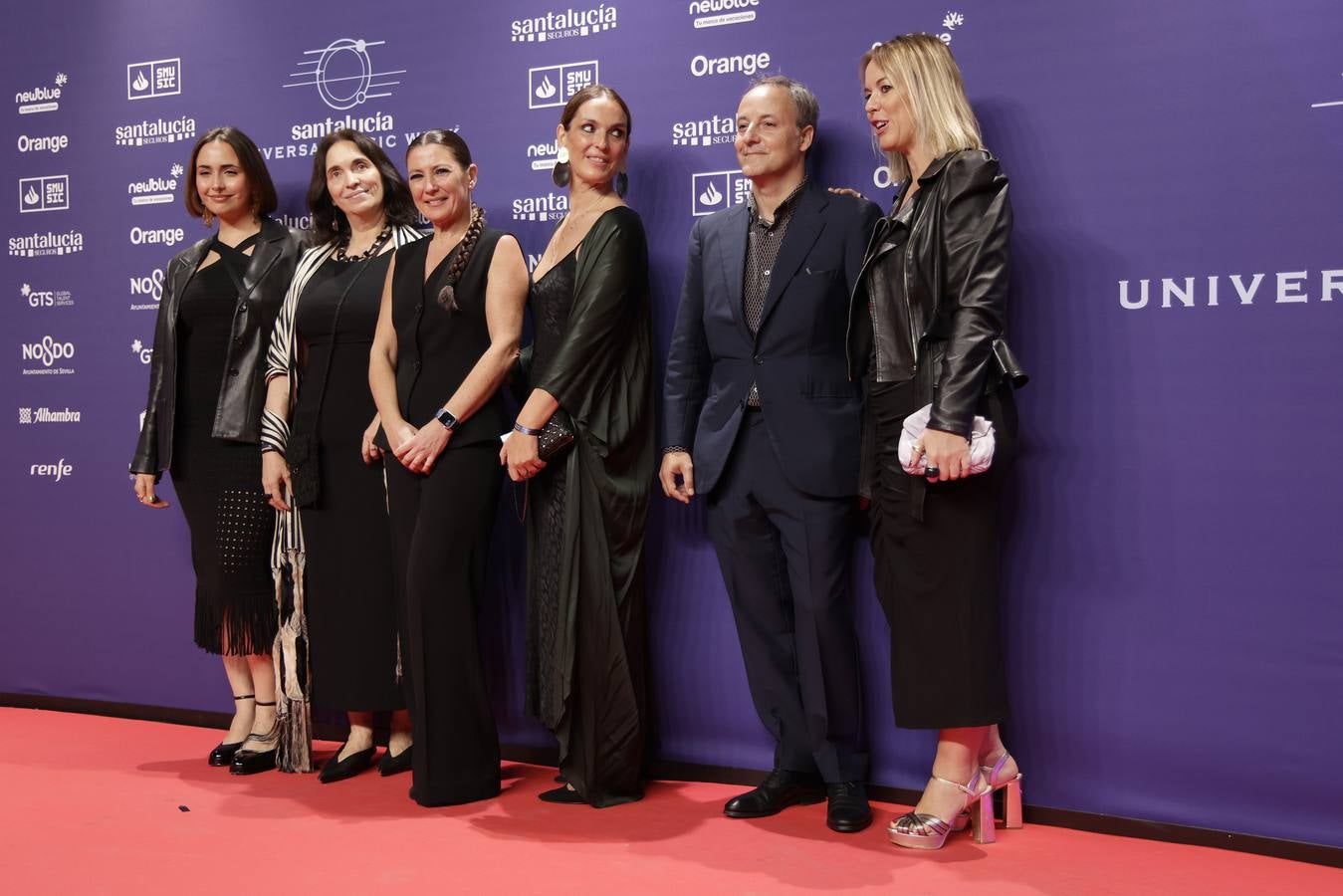 Muchos artistas acudieron a la Plaza de España para ver la gala 'El Flamenco es universal'