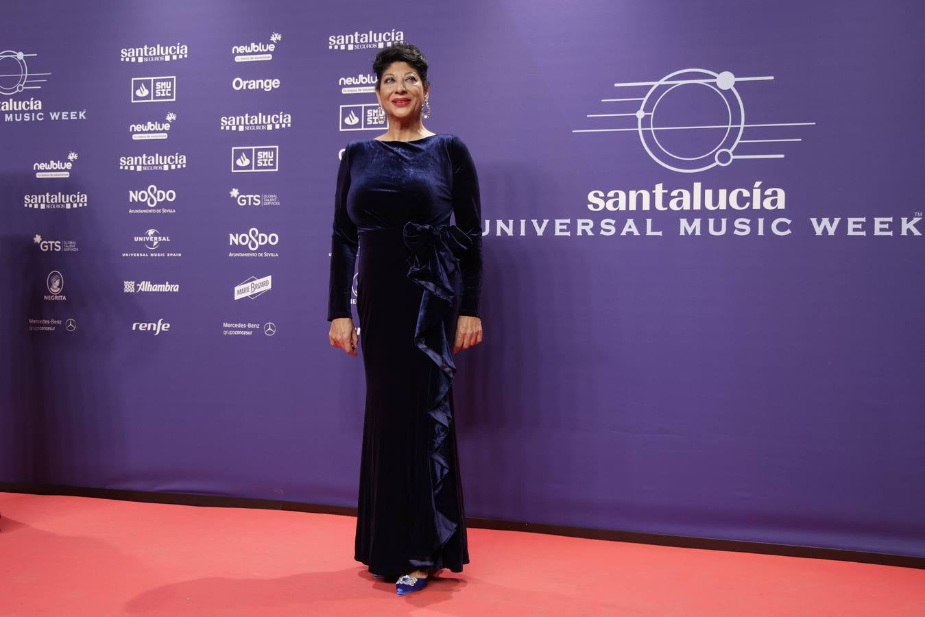 Muchos artistas acudieron a la Plaza de España para ver la gala 'El Flamenco es universal'