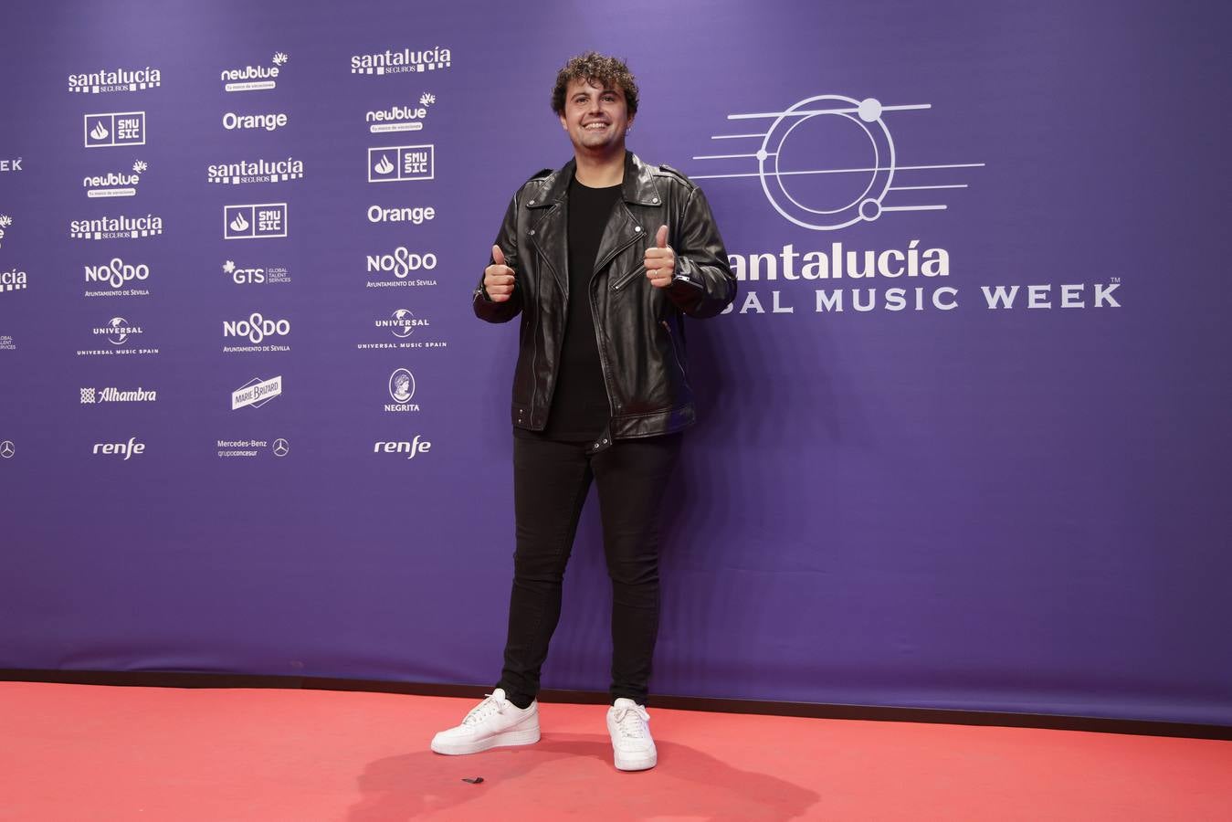 Muchos artistas acudieron a la Plaza de España para ver la gala 'El Flamenco es universal'