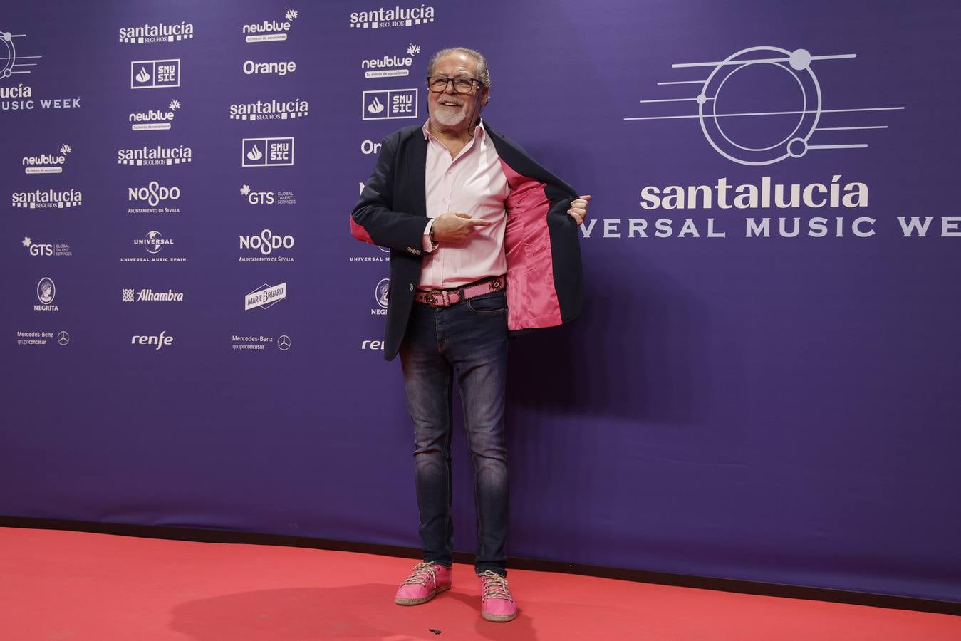 Muchos artistas acudieron a la Plaza de España para ver la gala 'El Flamenco es universal'