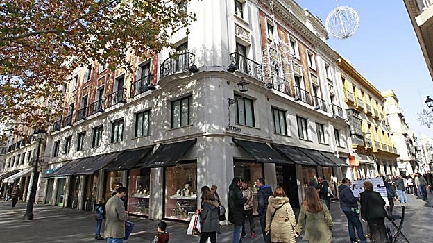 Edificio Generali donde se construye uno de los hoteles