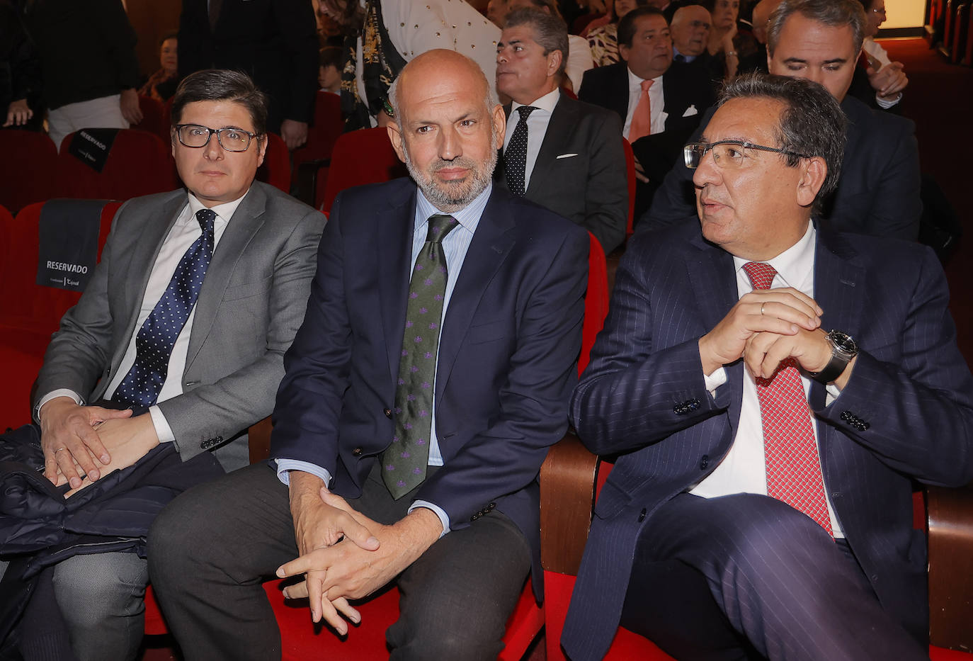 Álvaro Pimentel, Manuel Alés y Antonio Pulido en la presentación del libro fotográfico del diestro