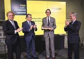 Mauricio González-Gordon:  «Una de cada dos botellas producidas en el mundo cruza una frontera antes de ser disfrutada»