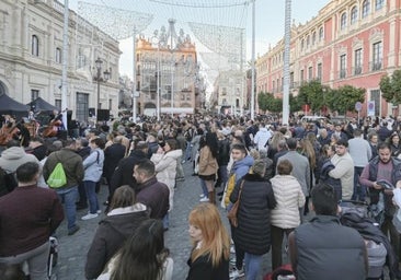 Ambiente en el Centro: Sevilla celebra el día internacional de las colas