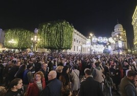 En imágenes, un Centro de Sevilla abarrotado en el Día de la Inmaculada