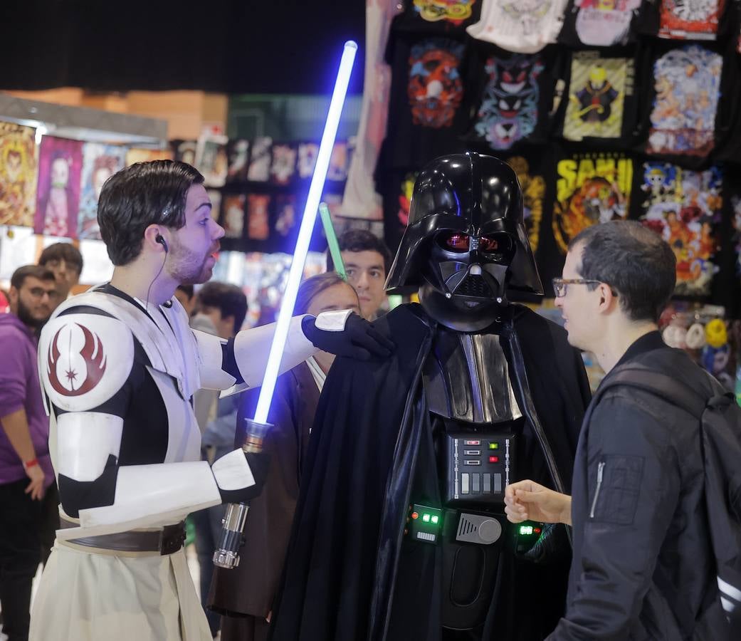 Asistentes a una nueva edición del Mangafest en Fibes