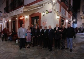 Presentado el documental que cuenta los 150 años del bar Las Teresas del barrio de Santa Cruz de Sevilla