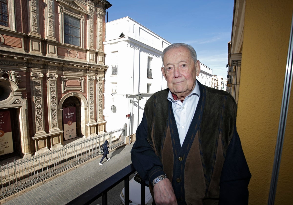 Manuel García en su domicilio sevillano