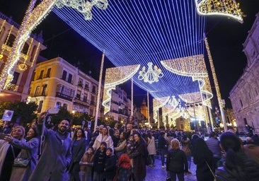 El Ayuntamiento califica de «un gran acierto» la ampliación del eje de la Navidad hasta el río