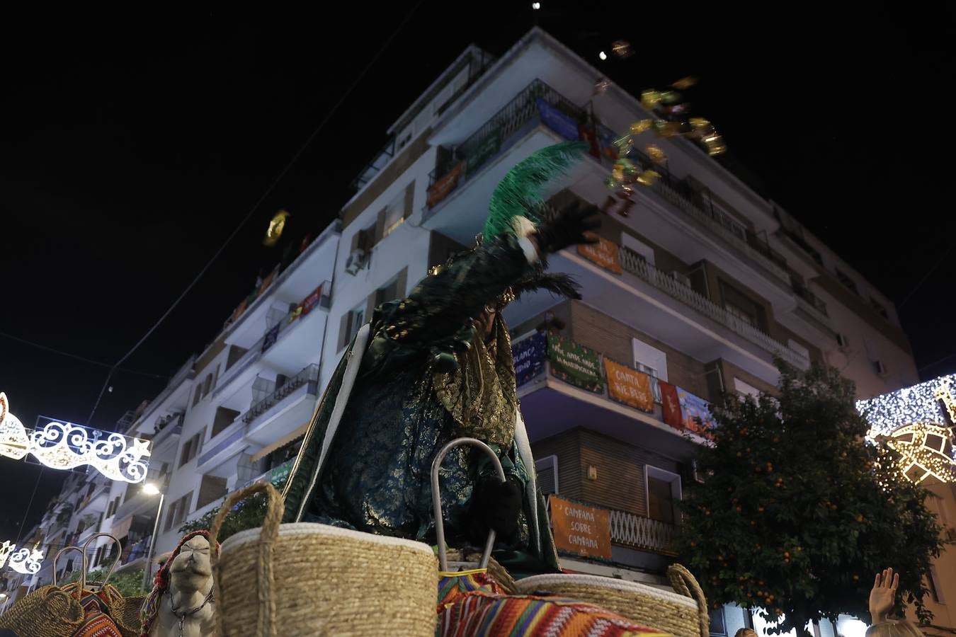 El barrio de Los Remedios se echó a la calle para acompañar al Heraldo en su visita a la ciudad