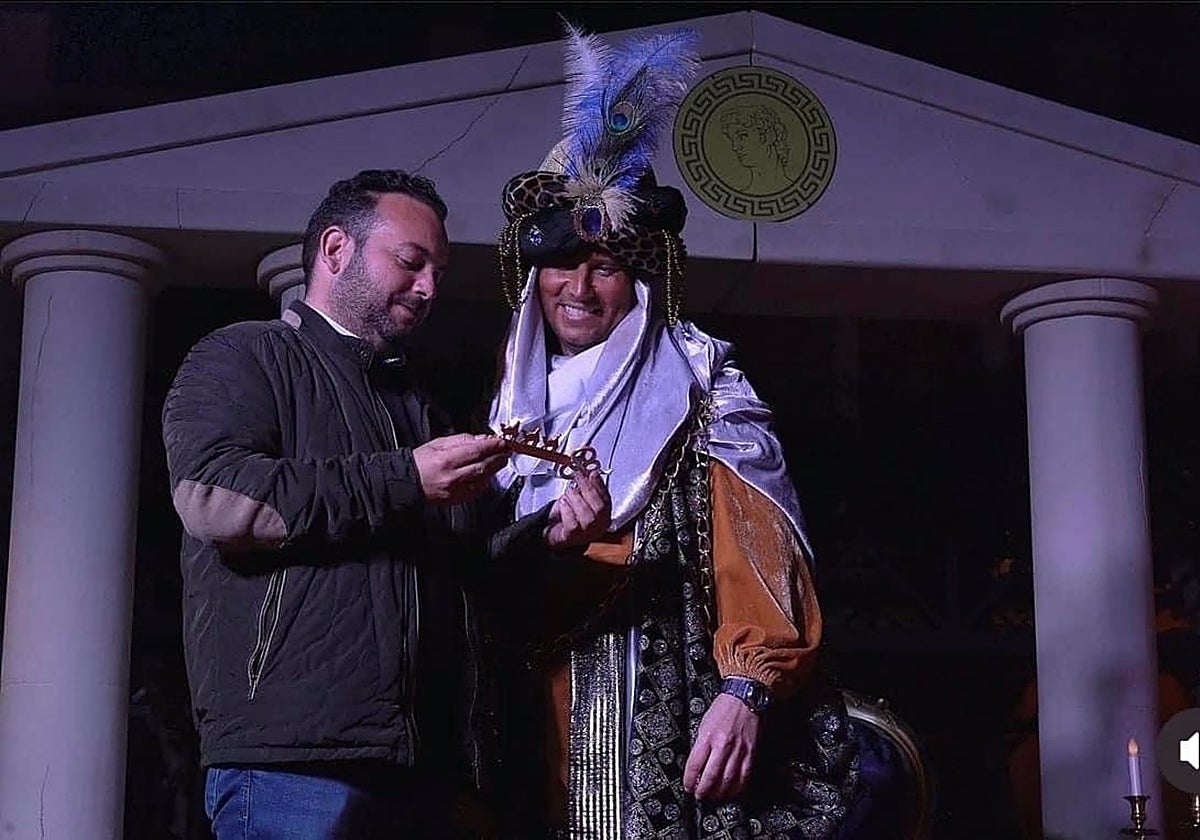 La cabalgata de Reyes de La Algaba prevé repartir unos 40.000 juguetes grandes y pequeños y 11.000 pelotas