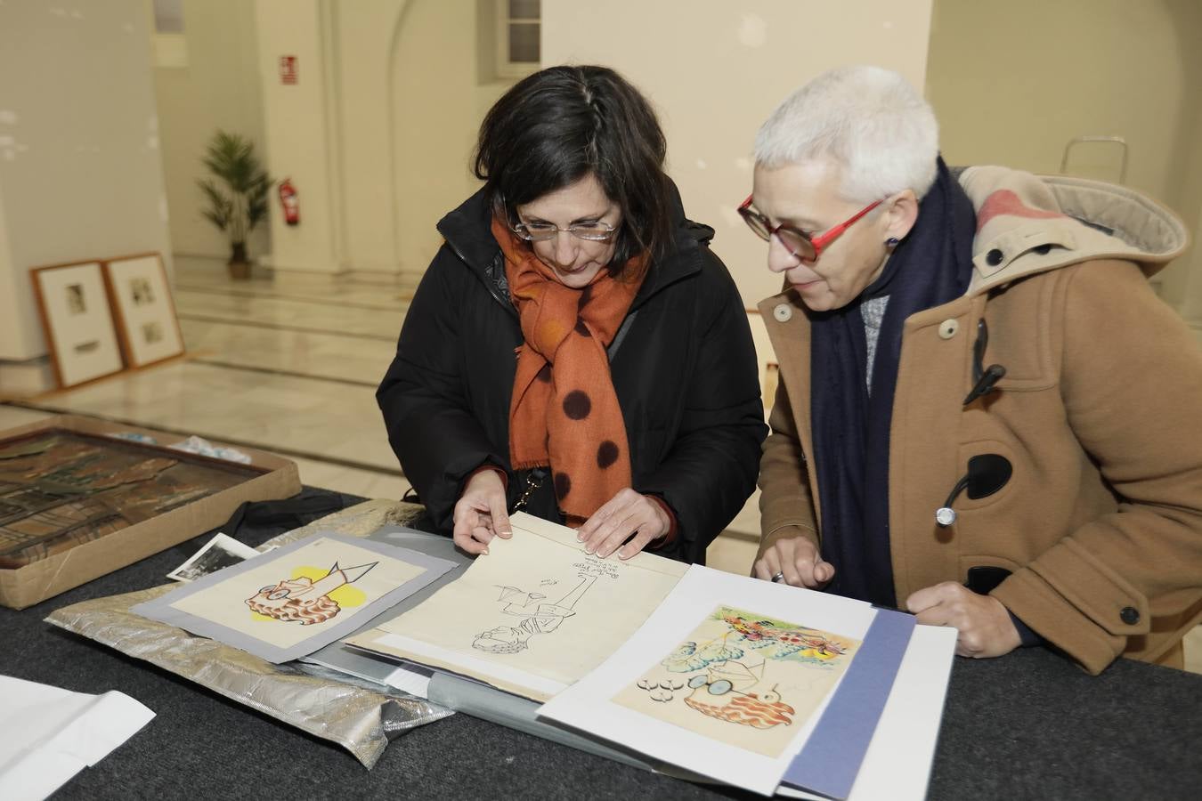 María José y Rosa María Trías Vargas han entregado las obras de Escobar a la Galería ABC de Sevilla