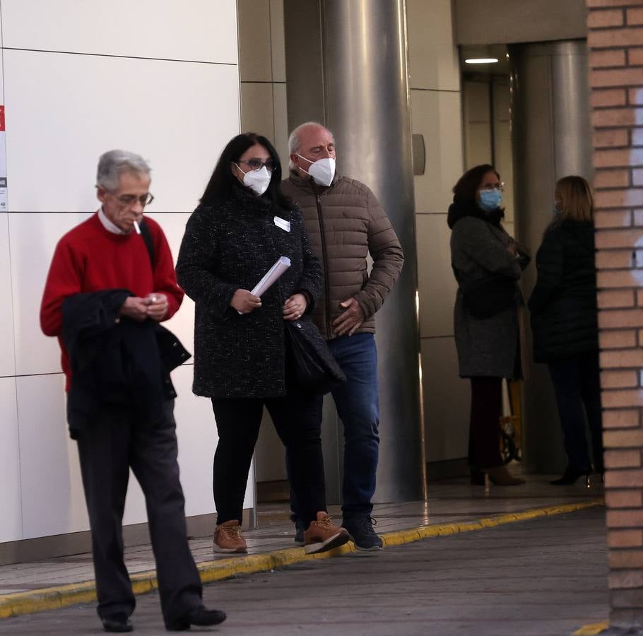 La media de espera para ser atendido en los hospitales sevillanos es de cinco horas