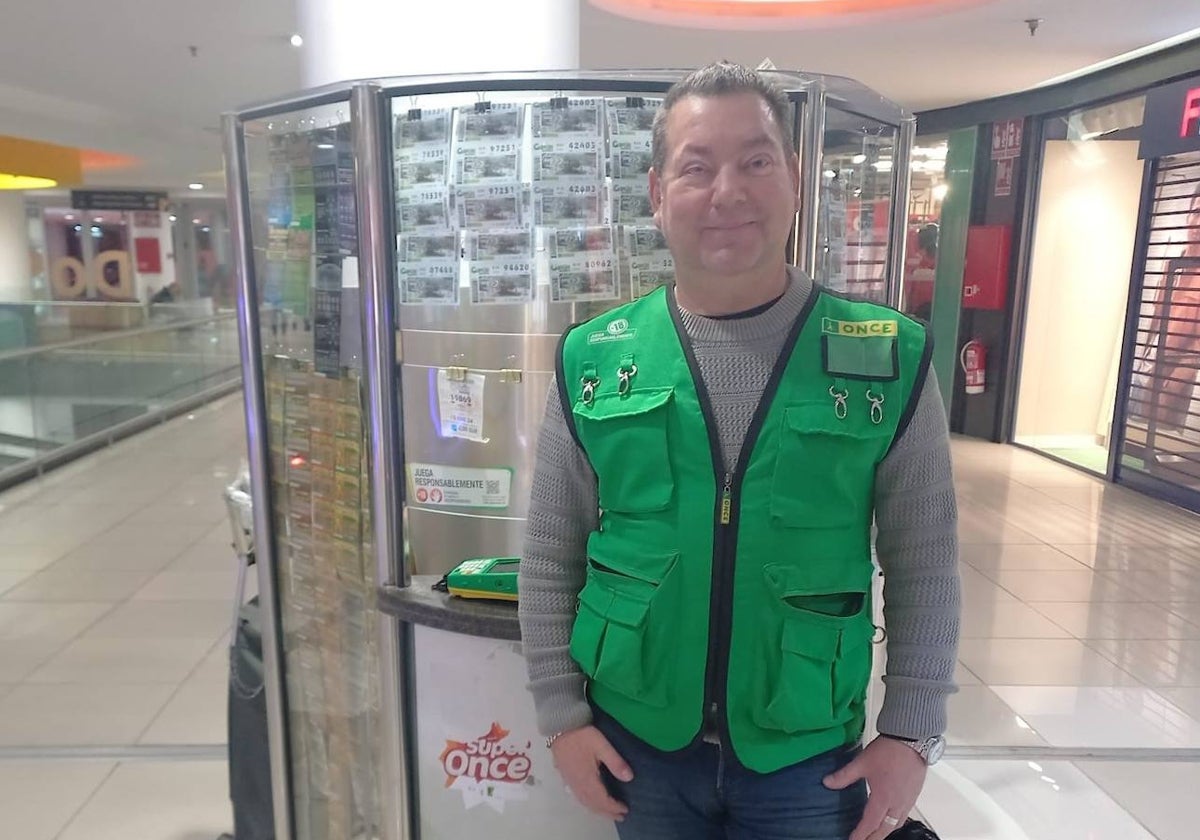 Antonio Guillén, el vendedor que ha repartido el premio