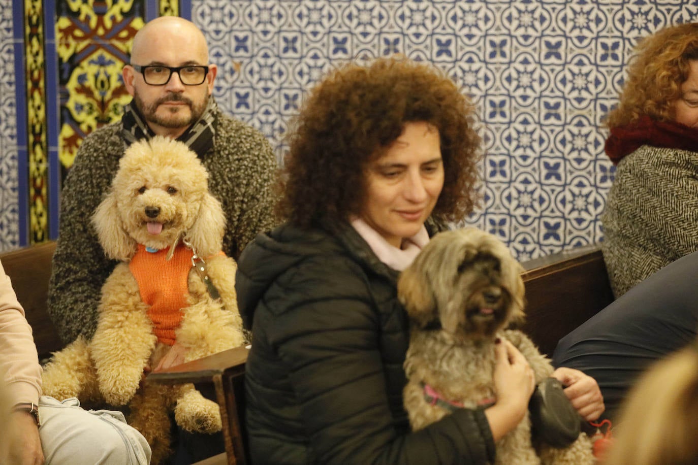 La Pastora de Santa Marina acoge la tradicional bendición de animales por San Antón