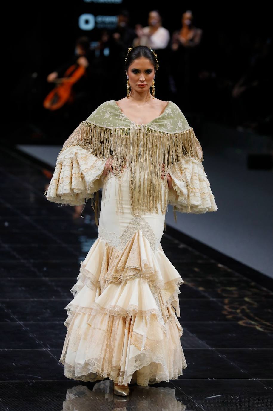 El desfile de Aurora Gaviño en SIMOF 2024