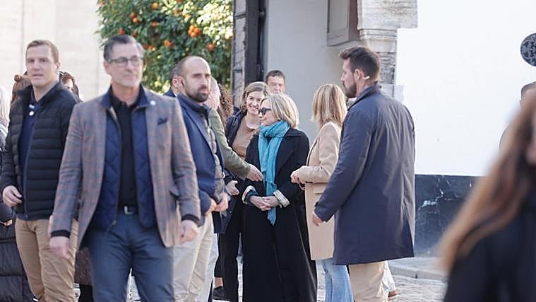 Hillary Clinton, durante su visita al Alcázar de Sevilla